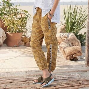 NWT Sundance Constas Camo Linen Jogger Dusty Mustard Yellow Size PXS Cargo